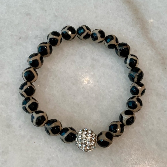 🔸NWT🔸Faceted Natural Dzi Agate Beaded Bracelet with CZ accent - Picture 10 of 10